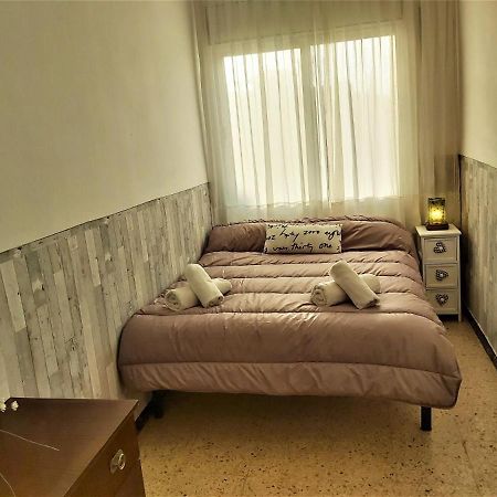 Diana Apartamento Con Terraza Muy Cerca Del Mar ปิเนดาเดมาร์ ภายนอก รูปภาพ