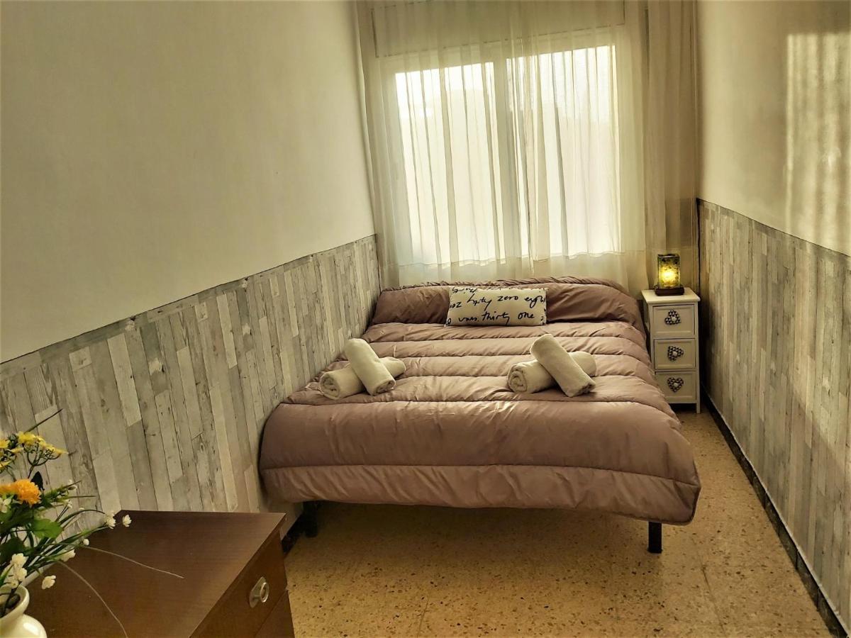 Diana Apartamento Con Terraza Muy Cerca Del Mar ปิเนดาเดมาร์ ภายนอก รูปภาพ