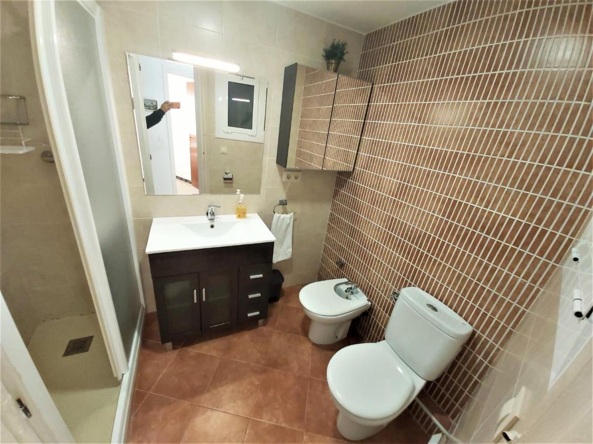 Diana Apartamento Con Terraza Muy Cerca Del Mar ปิเนดาเดมาร์ ภายนอก รูปภาพ